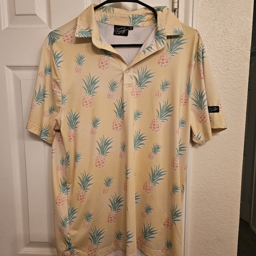 Sunday Swagger Men's Golf polo- M